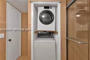 440 Lakeview Dr, Weston, FL 33326 - Photo 29