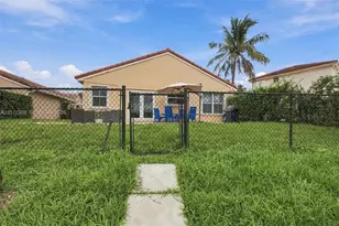 18510 NW 18th St, Pembroke Pines, FL 33029 - Photo 27