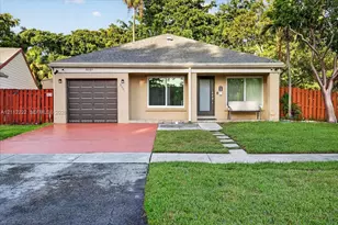 8601 SW 16th St, Pembroke Pines, FL 33025 - Photo 1