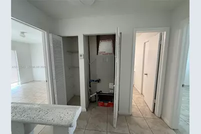 1551 W 42nd St #0, Hialeah, FL 33012 - Photo 15