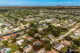 5941 SW 16th Ct, Plantation, FL 33317 - Photo 13
