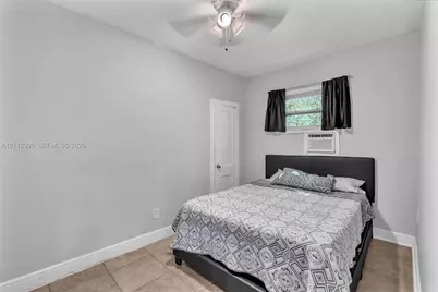 1008 N 18th Ct, Hollywood, FL 33020 - Photo 27