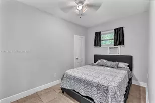 1008 N 18th Ct, Hollywood, FL 33020 - Photo 27