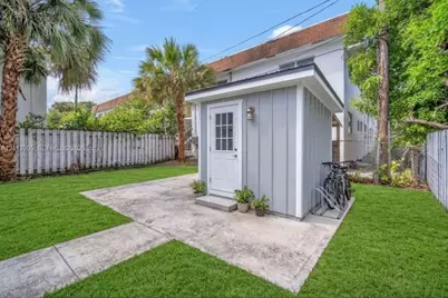 1008 N 18th Ct, Hollywood, FL 33020 - Photo 59