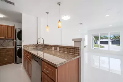8901 SW 149th Ter #n/a, Palmetto Bay, FL 33176 - Photo 11
