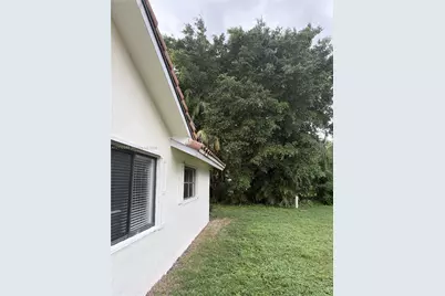 1410-1412 NW 93rd Ter #1412, Coral Springs, FL 33071 - Photo 31