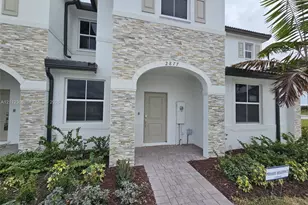 2877 SE 26th Pl, Homestead, FL 33035 - Photo 1