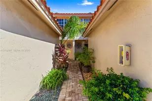 10803 Cypress Glen Dr, Coral Springs, FL 33071 - Photo 3