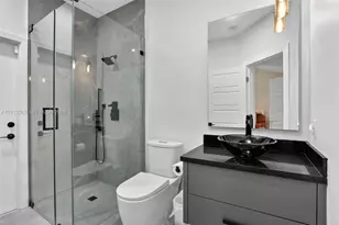 4953 Kensington Cir, Coral Springs, FL 33076 - Photo 27