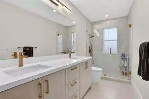 4953 Kensington Cir, Coral Springs, FL 33076 - Photo 29