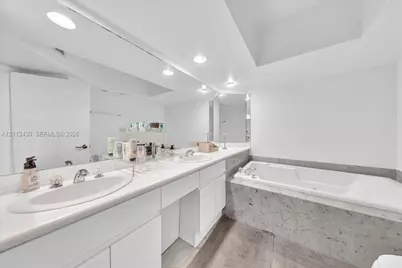 16445 Collins Ave #222, Sunny Isles Beach, FL 33160 - Photo 21