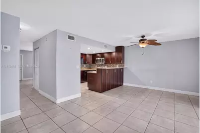3925 SW 67th Ter #103, Davie, FL 33314 - Photo 13