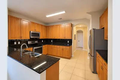 11009 NW 80th Ln, Doral, FL 33178 - Photo 15