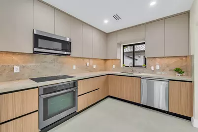 1000 SW 62nd Ave, West Miami, FL 33144 - Photo 21