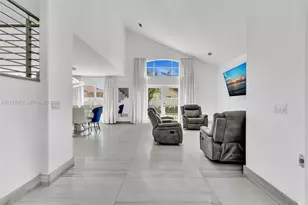 3340 SW 50th St, Hollywood, FL 33312 - Photo 11