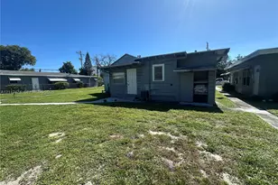1271 NE 32nd St, Oakland Park, FL 33334 - Photo 15