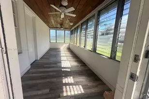1271 NE 32nd St, Oakland Park, FL 33334 - Photo 13