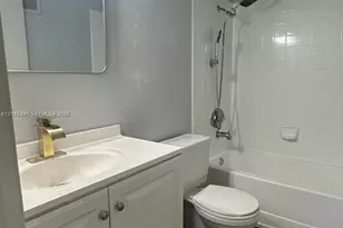 4025 NW 87th Ave, Sunrise, FL 33351 - Photo 7