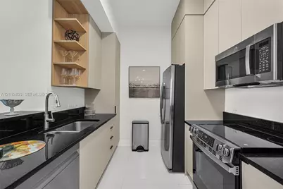 2775 NE 187th St #PENTHOUSE 3--REMODELED-, Aventura, FL 33180 - Photo 19