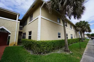 820 Twin Lakes Dr, Coral Springs, FL 33071 - Photo 13