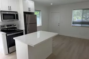 611 SW 33rd Ave, Miami, FL 33135 - Photo 3