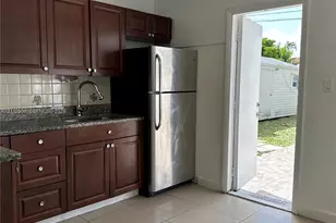 6432 Flagler St, Hollywood, FL 33023 - Photo 5
