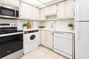2000 S Ocean Blvd, Lauderdale by the Sea, FL 33062 - Photo 23