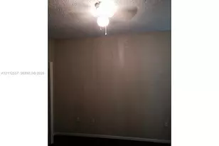 2121 NW 96th Terrace, Pembroke Pines, FL 33024 - Photo 15