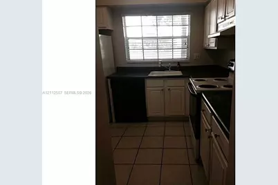 2121 NW 96th Ter #14J, Pembroke Pines, FL 33024 - Photo 23