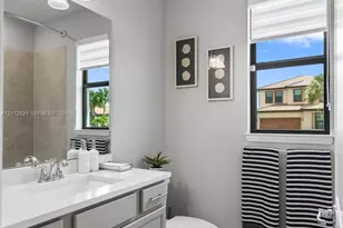 8257 NW 79th Ave, Tamarac, FL 33321 - Photo 13
