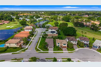8257 NW 79th Ave, Tamarac, FL 33321 - Photo 85