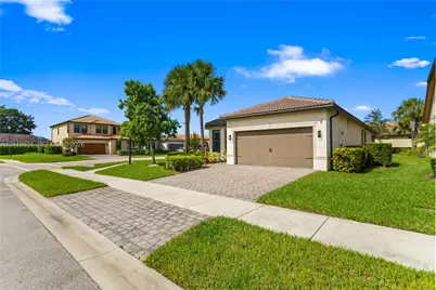8257 NW 79th Ave, Tamarac, FL 33321 - Photo 1