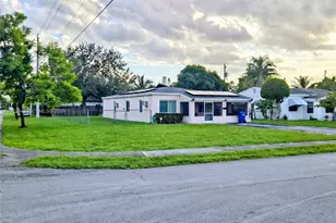 1698 NE 177th St, North Miami Beach, FL 33162 - Photo 1