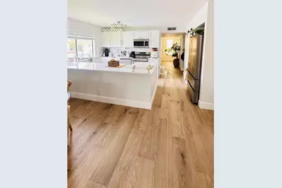 223 Lakeview Dr #204, Weston, FL 33326 - Photo 1