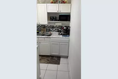 1655 W 44th Pl #435, Hialeah, FL 33012 - Photo 7