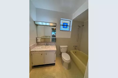2940 NE 203rd St #C213, Aventura, FL 33180 - Photo 11