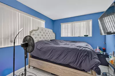 4332 NW 2nd St, Plantation, FL 33317 - Photo 23