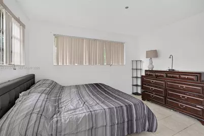 4332 NW 2nd St, Plantation, FL 33317 - Photo 17