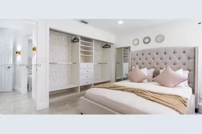 1421 NE 31st Ct, Pompano Beach, FL 33064 - Photo 11