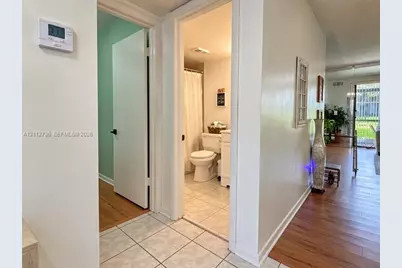 10332 Sunrise Lakes Blvd #103, Sunrise, FL 33322 - Photo 5