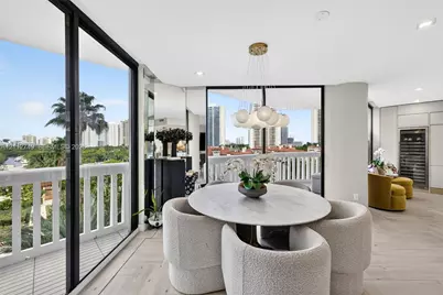 2000 Island Blvd #804, Aventura, FL 33160 - Photo 9