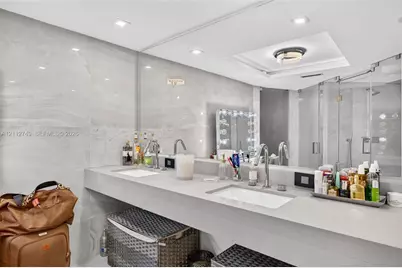 2000 Island Blvd #804, Aventura, FL 33160 - Photo 39