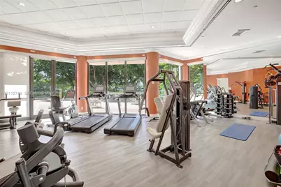 2000 Island Blvd #804, Aventura, FL 33160 - Photo 71