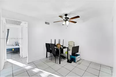 2570 W 67th Pl #14-2, Hialeah, FL 33016 - Photo 5