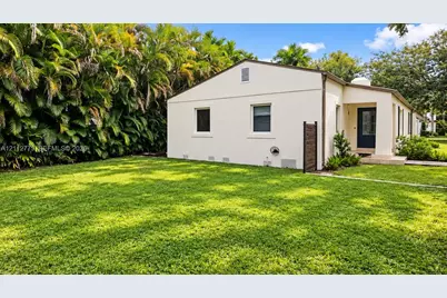 295 De Leon Dr, Miami Springs, FL 33166 - Photo 3