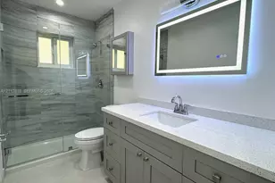 105 NE 30th Ct, Wilton Manors, FL 33334 - Photo 15
