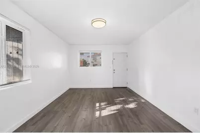 842 SW 3rd St #842, Miami, FL 33130 - Photo 5