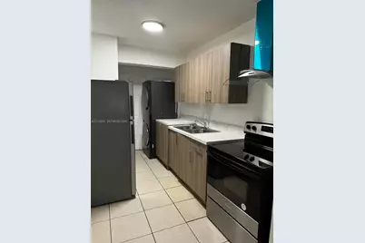 740 NW 4th Ave #3, Fort Lauderdale, FL 33311 - Photo 3