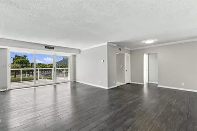 2715 N Ocean Blvd #2C, Fort Lauderdale, FL 33308 - Photo 3
