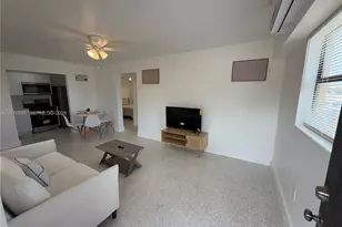 649 SW 7th St, Miami, FL 33130 - Photo 3